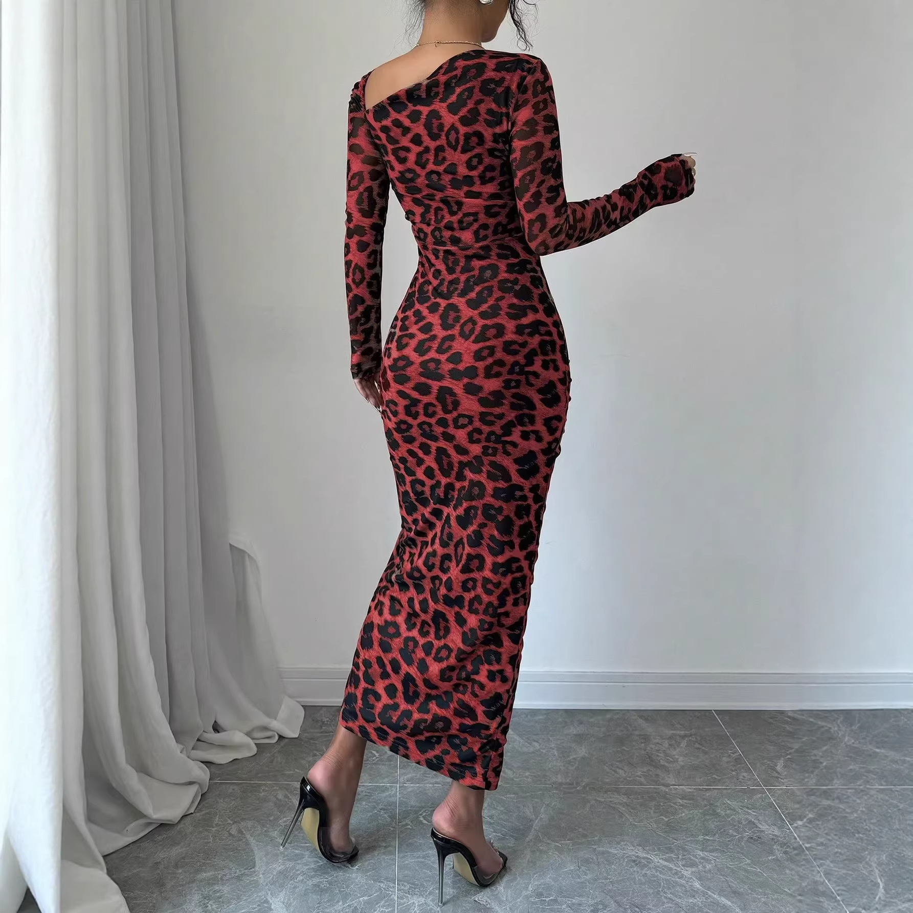 Leopard Print Bodycon Long Sleeve Dress