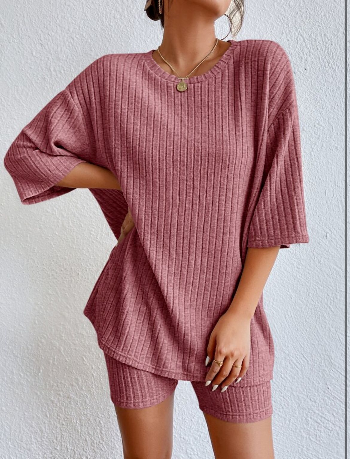 Women's Solid Color Round Neck Loose Shorts Set