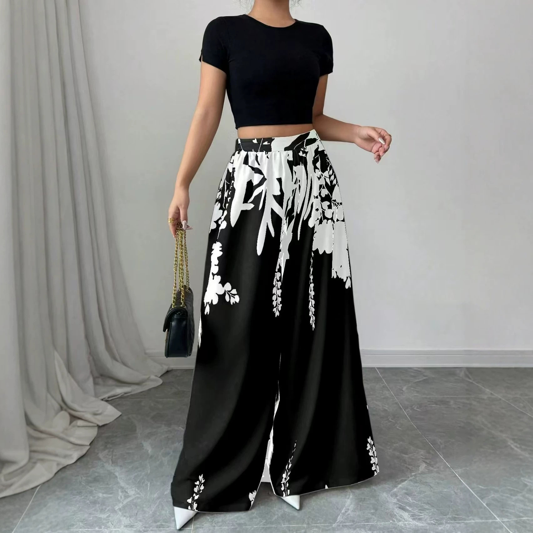 Black and White Floral Print Wide-Leg Pants for Women