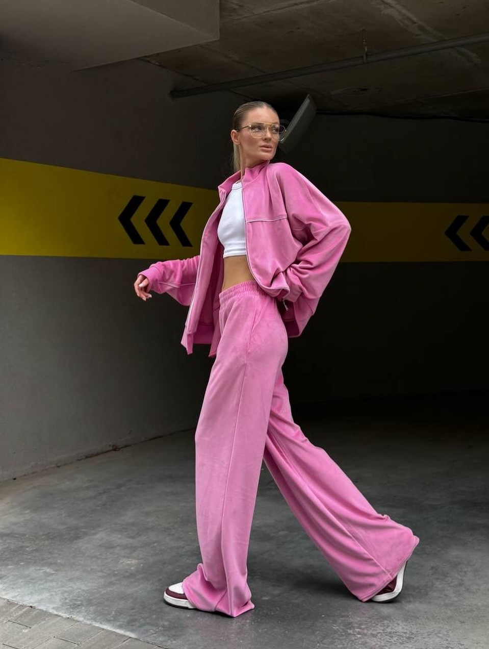 Women's Velvet Two-Piece Lounge Set Zip Cardigan & Wide-Leg Pants