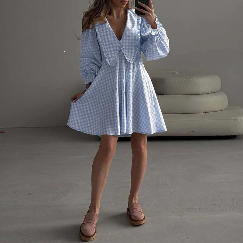 Plaid Dress with Lantern Sleeves and Collar