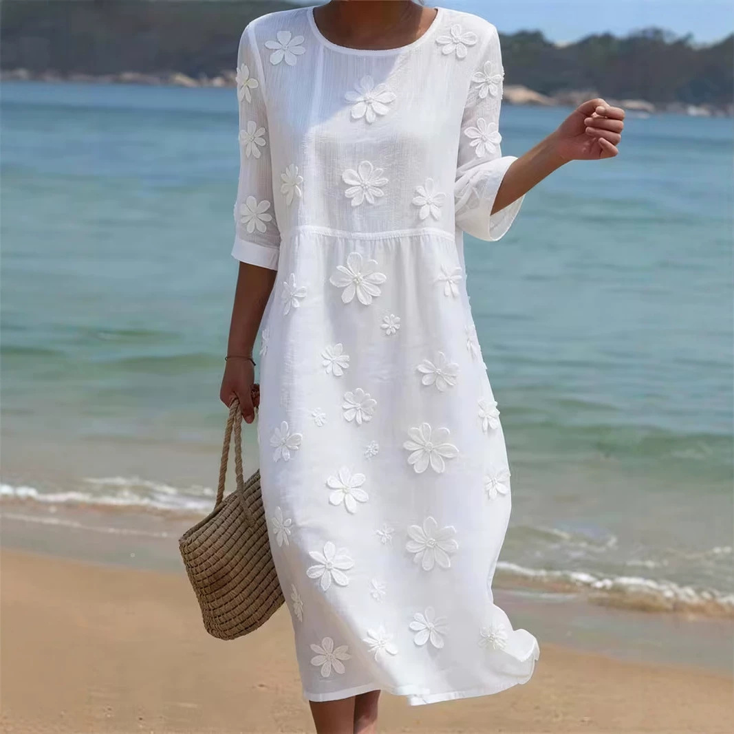 Women's Daisy Print Pleated Midi Dress