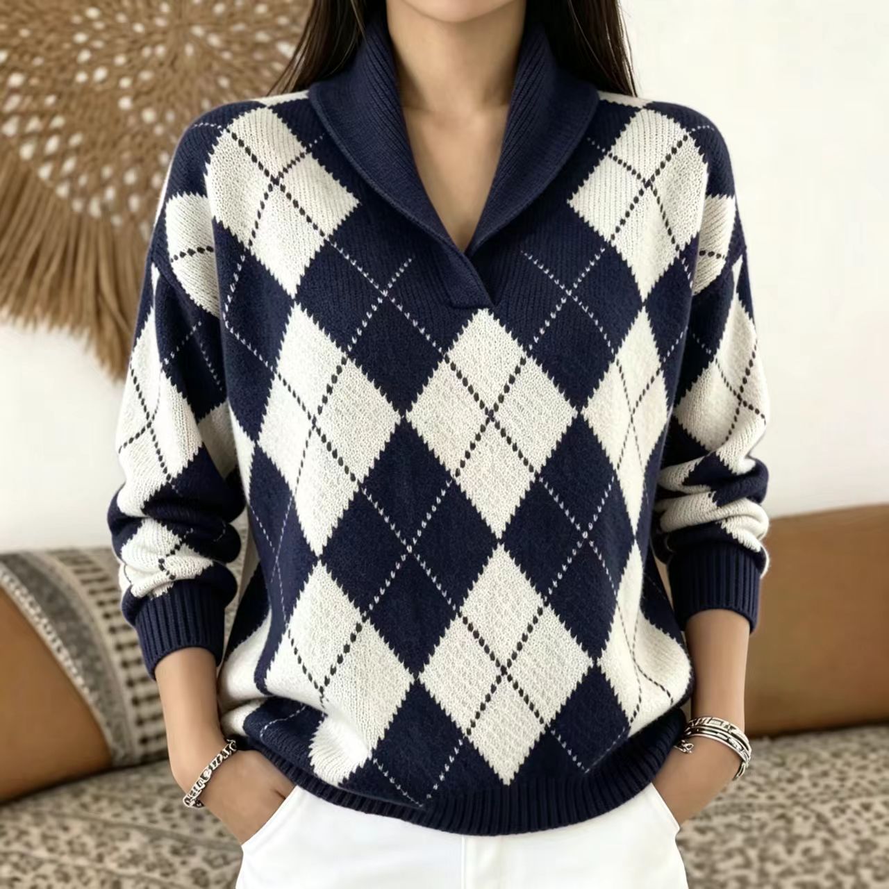 Women's V-Neck Diamond Plaid Pullover Sweater