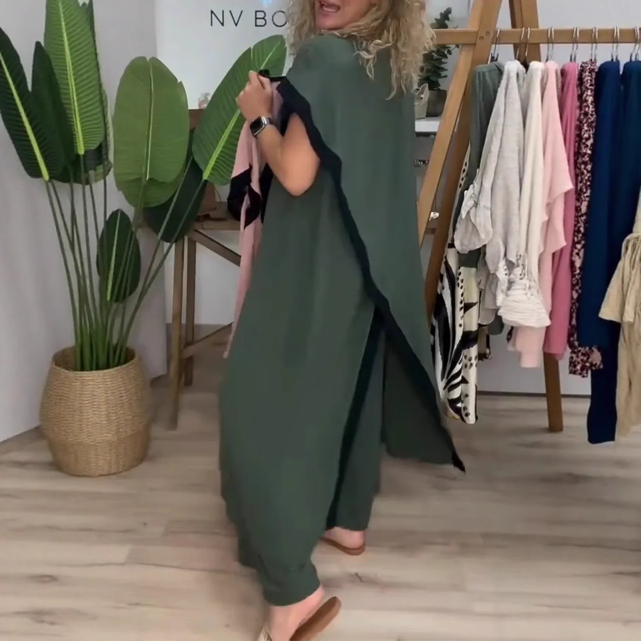 Color-Block Plus-Size Relaxed Long Dress Set