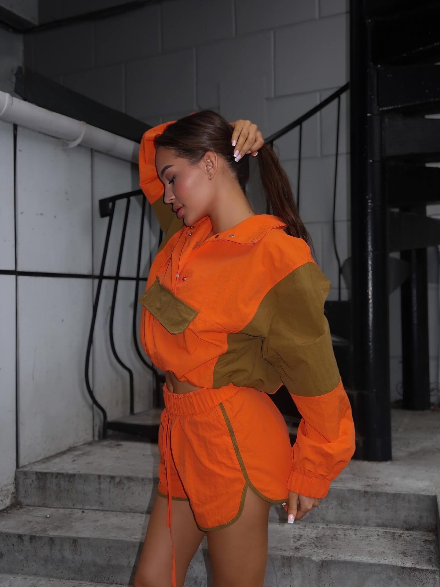 Colorblock Two-Piece Lightweight Stand Collar Drawstring Jacket and Elastic Waist Shorts Set