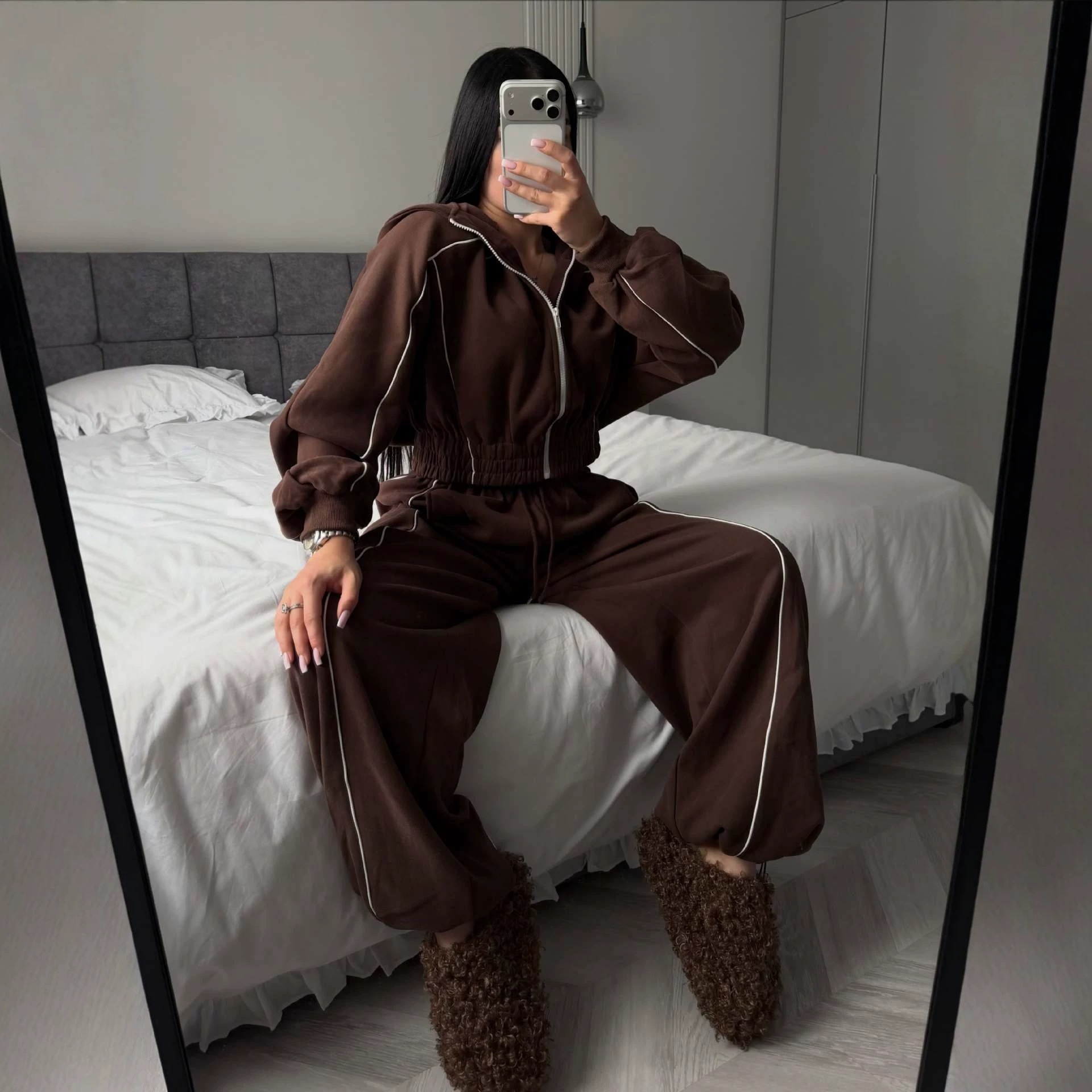 Women's Colorblock Hoodie & Wide-Leg Pants Two-Piece Set