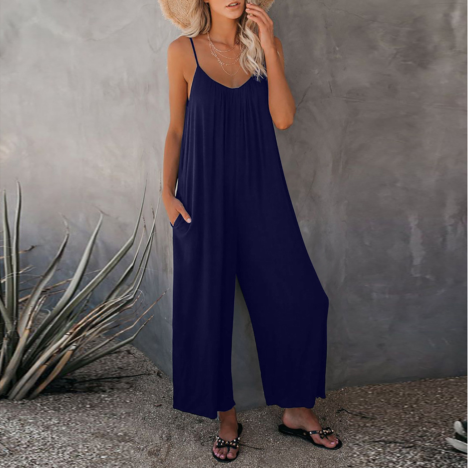 Women's Sleeveless Jumpsuit with Pockets Solid Color Casual