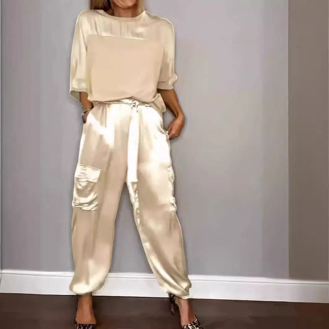 Women's Smooth Satin Half-Sleeve Top and Pants Two-Piece Set