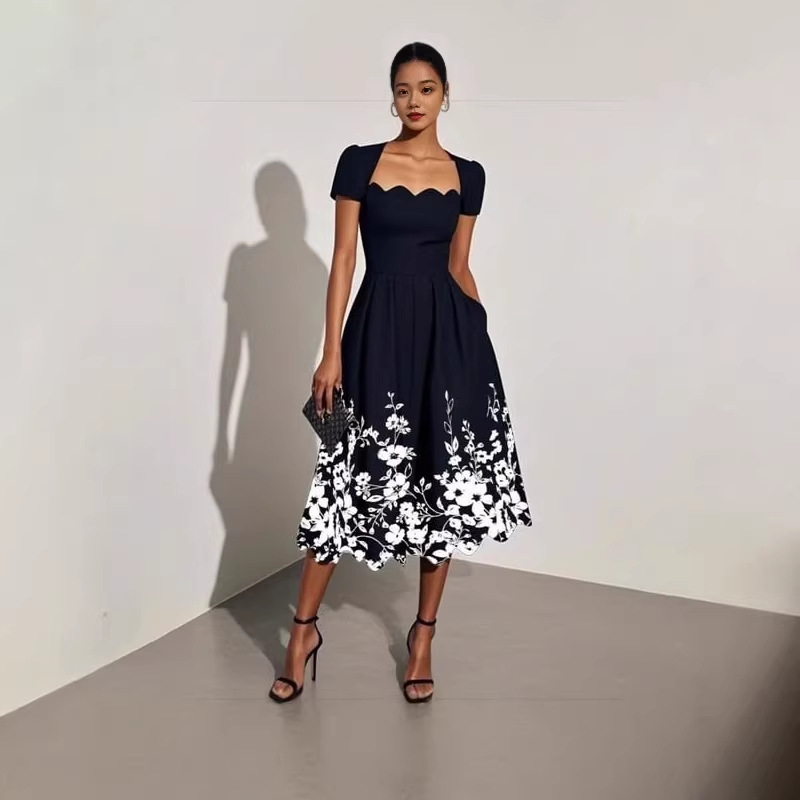 Women's Short Sleeve Square Neck Midi Dress Digital Print A-Line