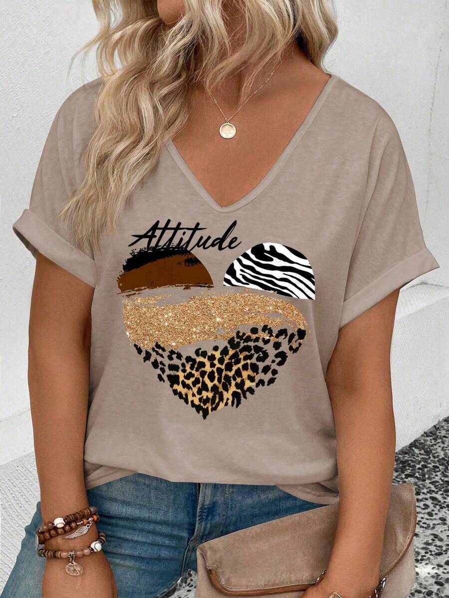 Gradient Heart Print V-Neck Short Sleeve Loose Women's Top