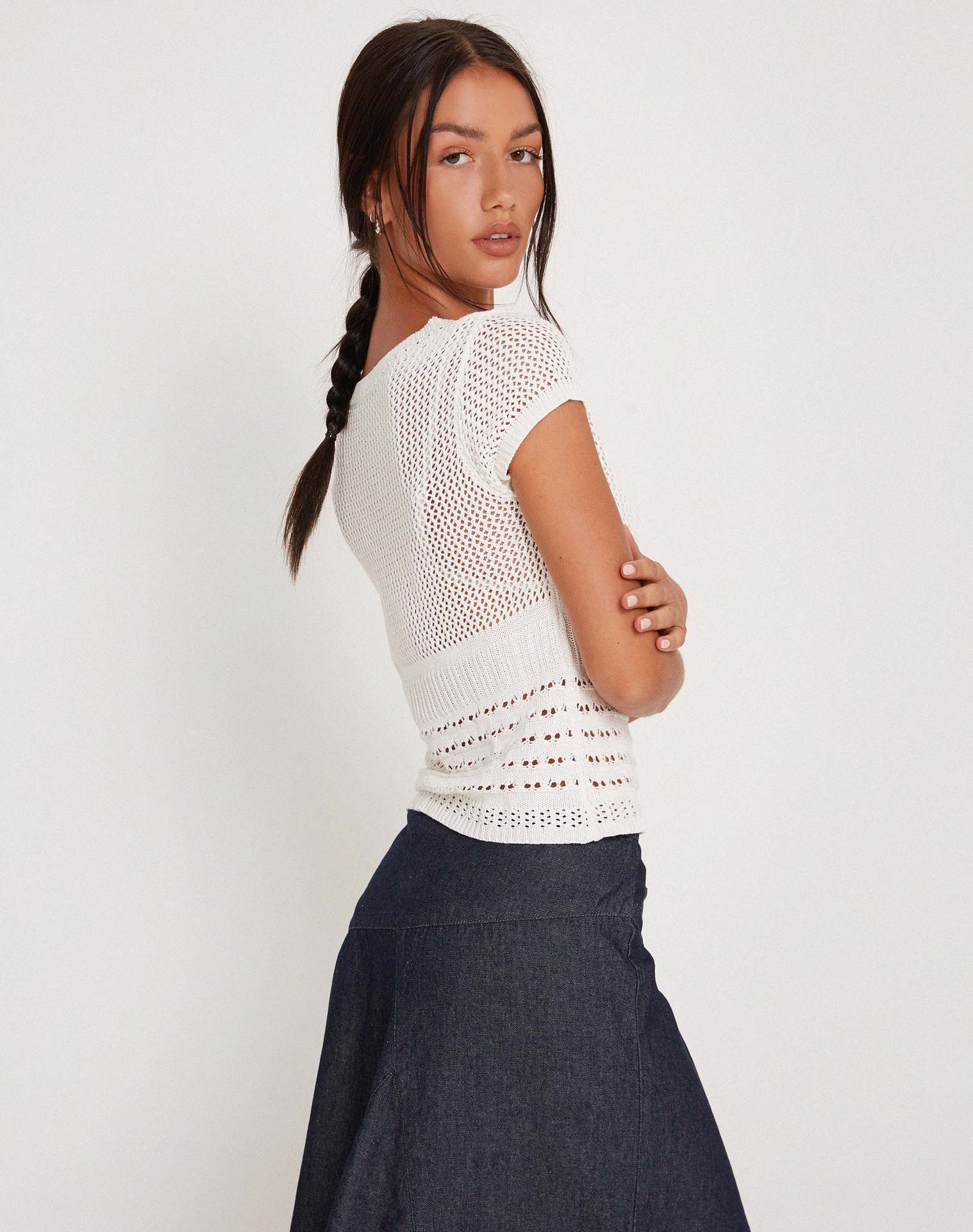 Women's V-Neck Hollow-Out Short-Sleeve Slim Knit Top