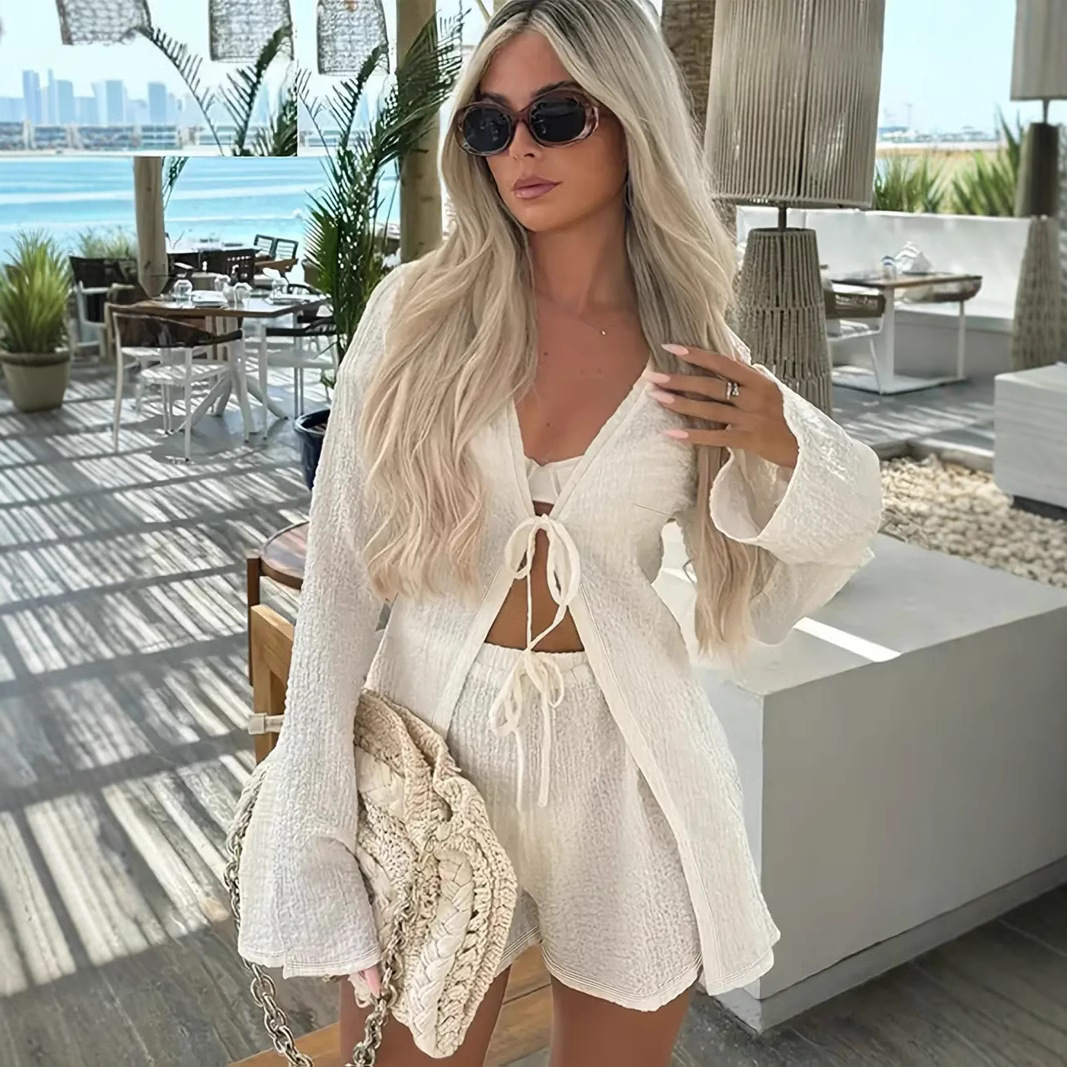 Women's Vacation Two-Piece Set with Tie-Front Top and Elastic-Waist Shorts
