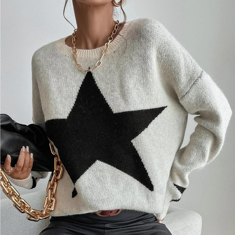Women's Ribbed Knit Pullover Sweater with Star Pattern