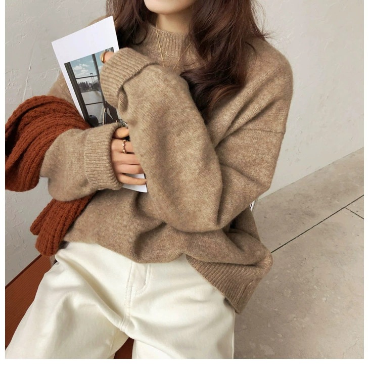 Women's Crewneck Solid Color Loose Knit Pullover Sweater