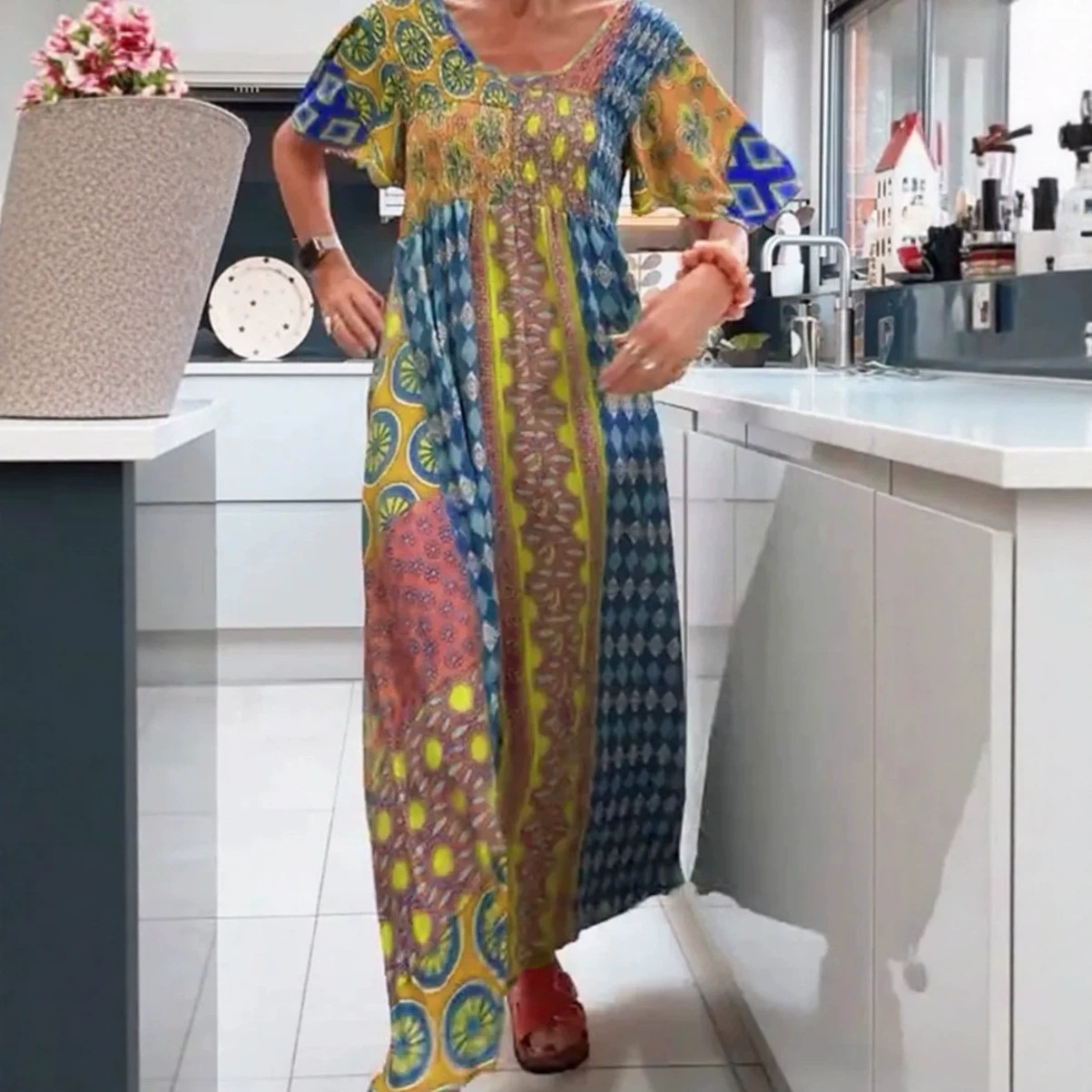 Women's Printed Round Neck Short Sleeve Elegant Dress