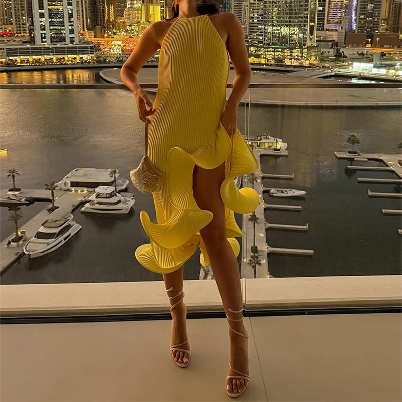 Women's Sleeveless Halter Neck Ruffle Trim Slit Pleated Dress