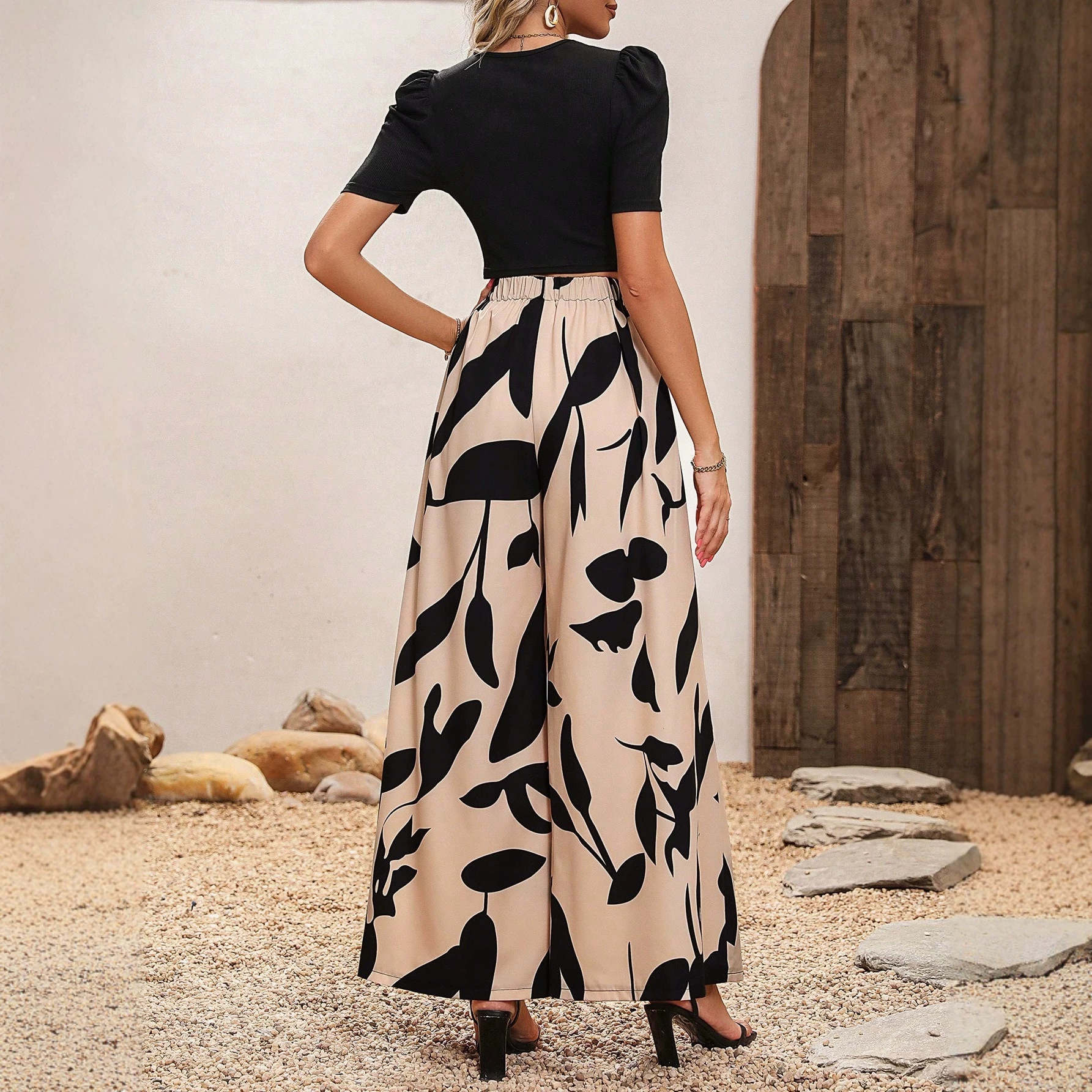 Women's Black Puff Sleeve Crop Top and Botanical Print Wide-Leg Pants Set