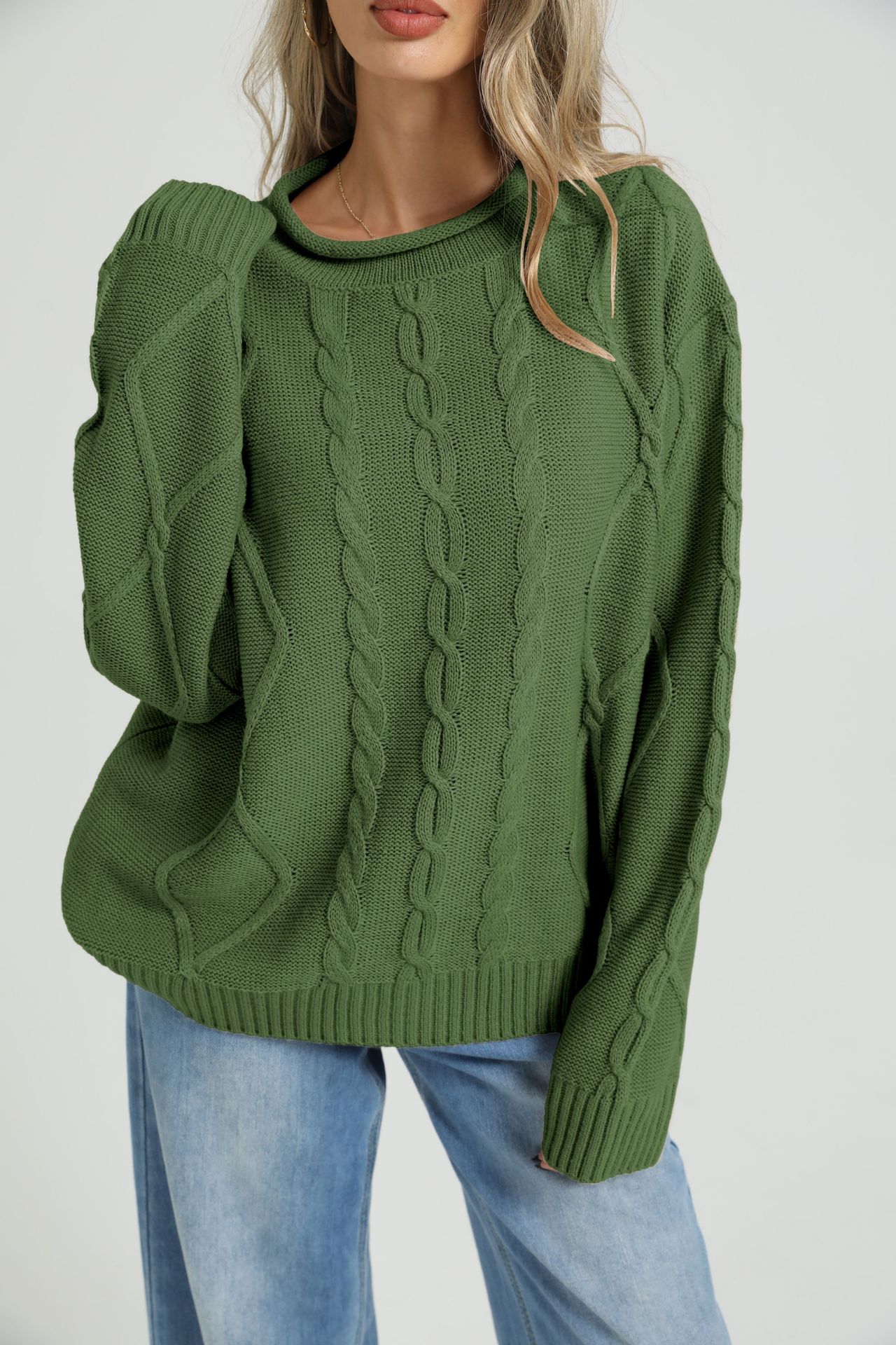 Women's Cable-Knit Crewneck Long-Sleeve Pullover Sweater