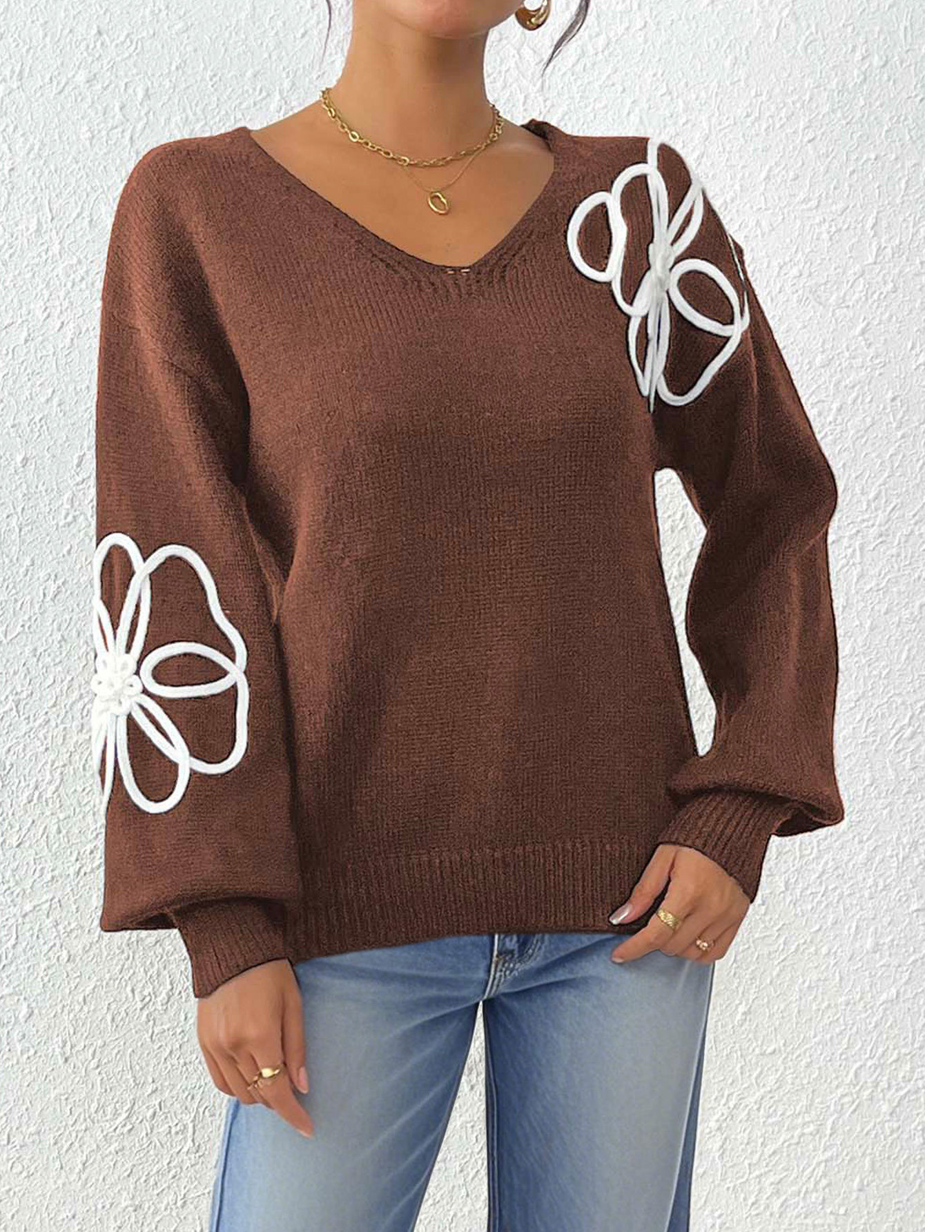 Floral Ribbon Embroidered V-Neck Pullover Sweater
