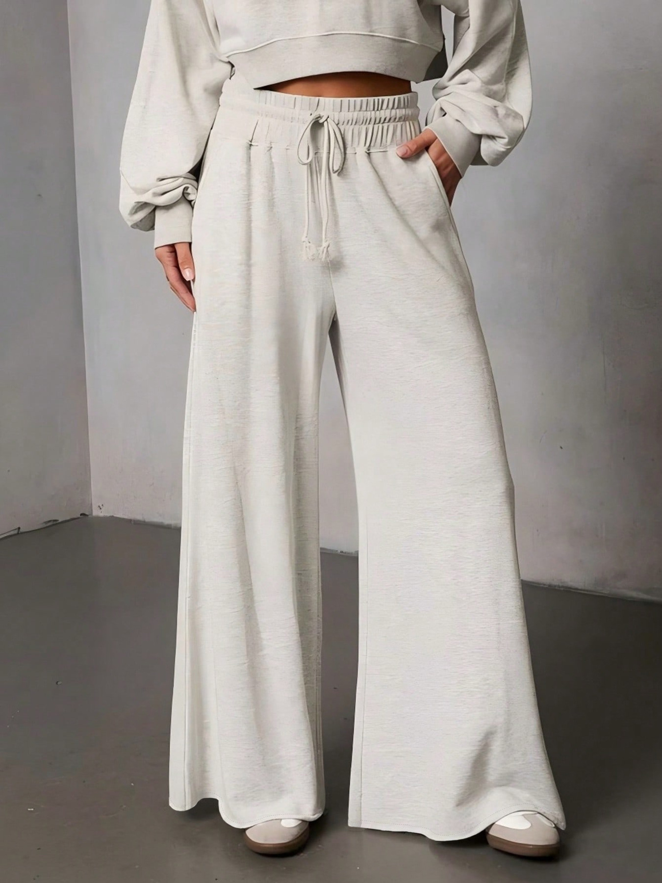 Women's Wide-Leg Drawstring Smocked Casual Pants Solid Color