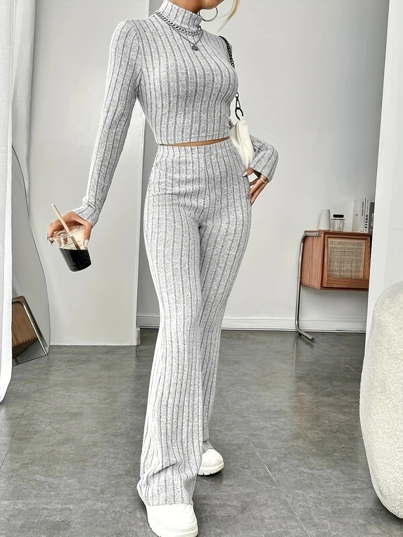 Women's Long Sleeve Sweatshirt and Pants Two-Piece Set