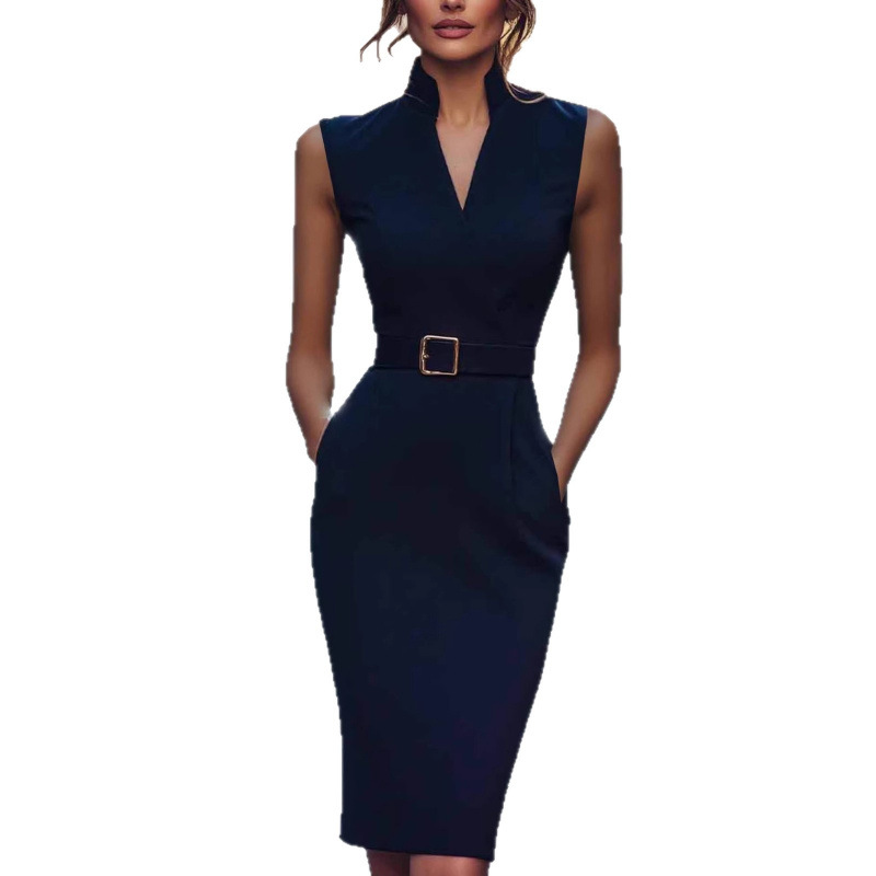 Elegant Sleeveless Belted Dress with Pockets