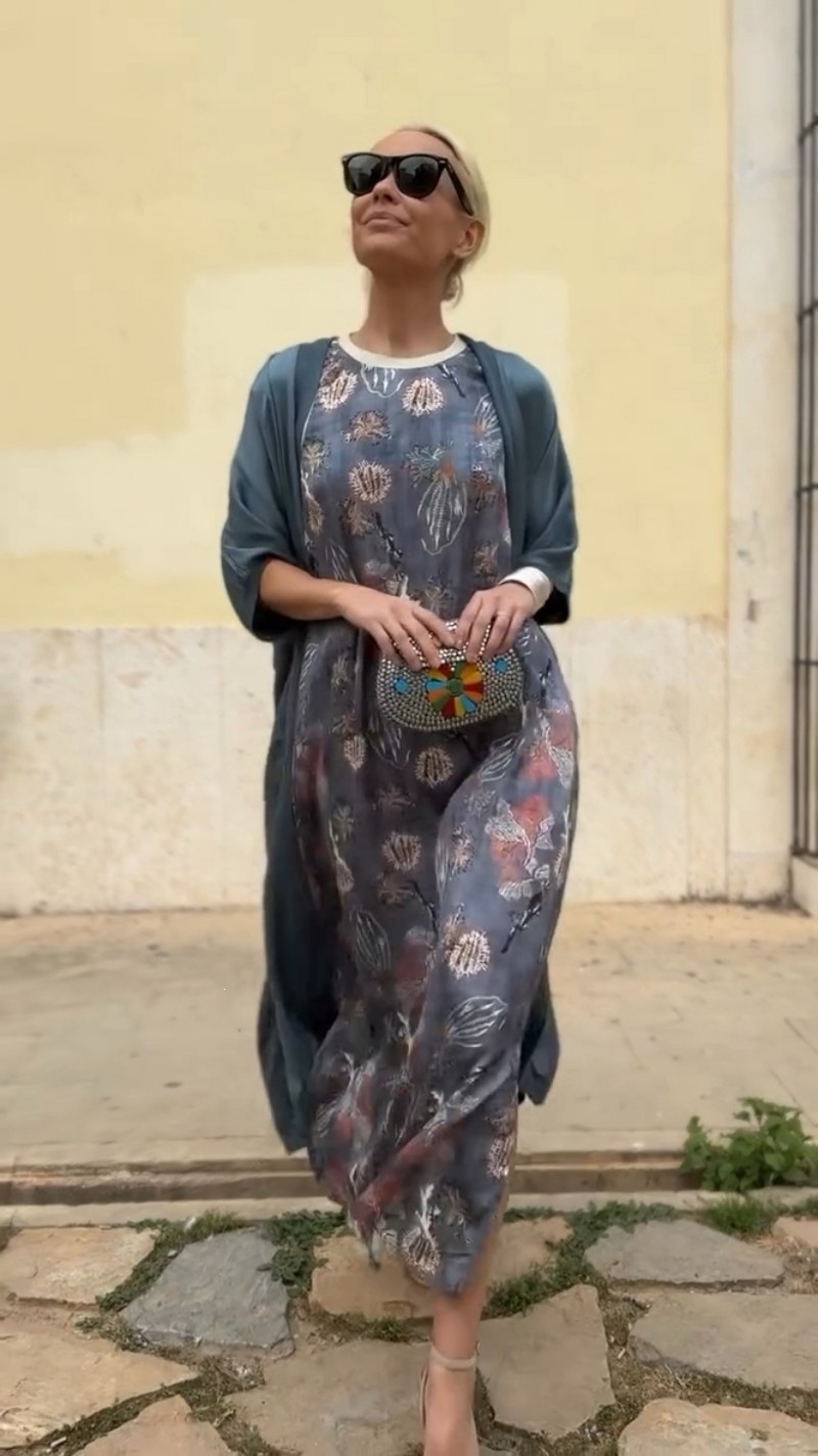 Elegant Printed Round Neck Two-Piece Maxi Dress with Cape