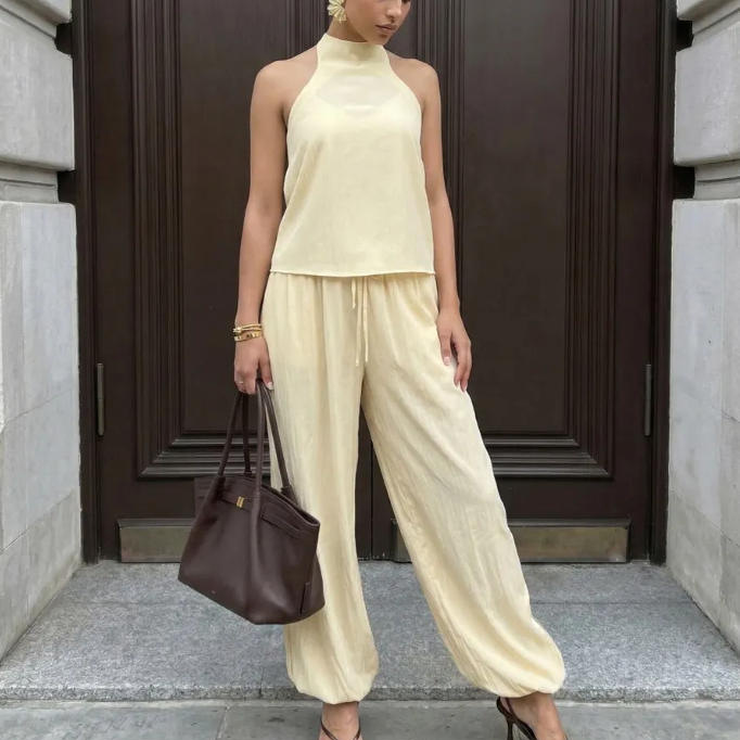 Women's Sleeveless Top and Wide-Leg Cropped Pants Two-Piece Set