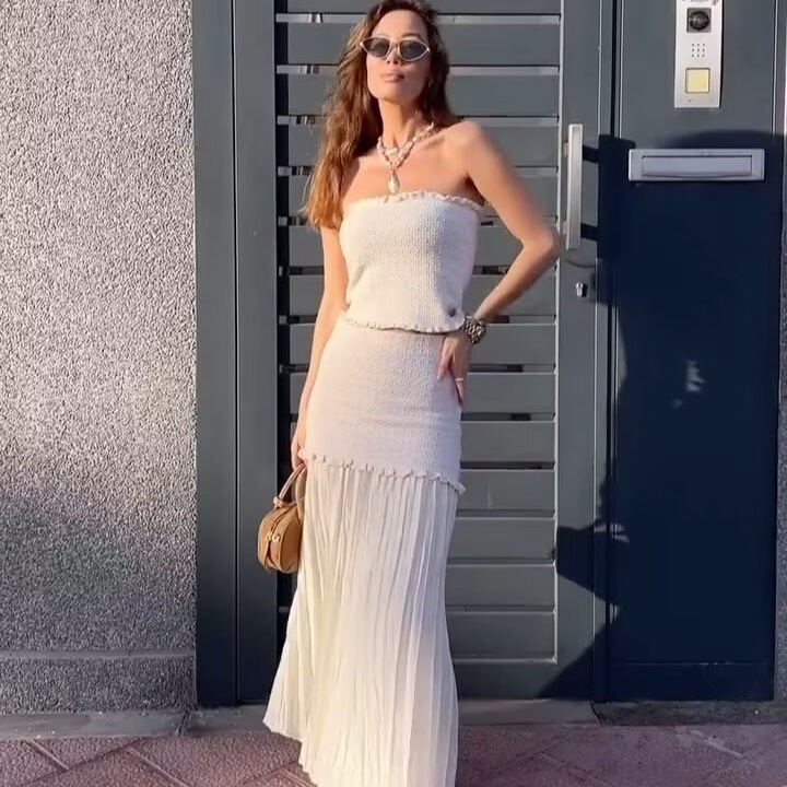 Off-Shoulder Straight-Neck Stretch Knit Skirt Set