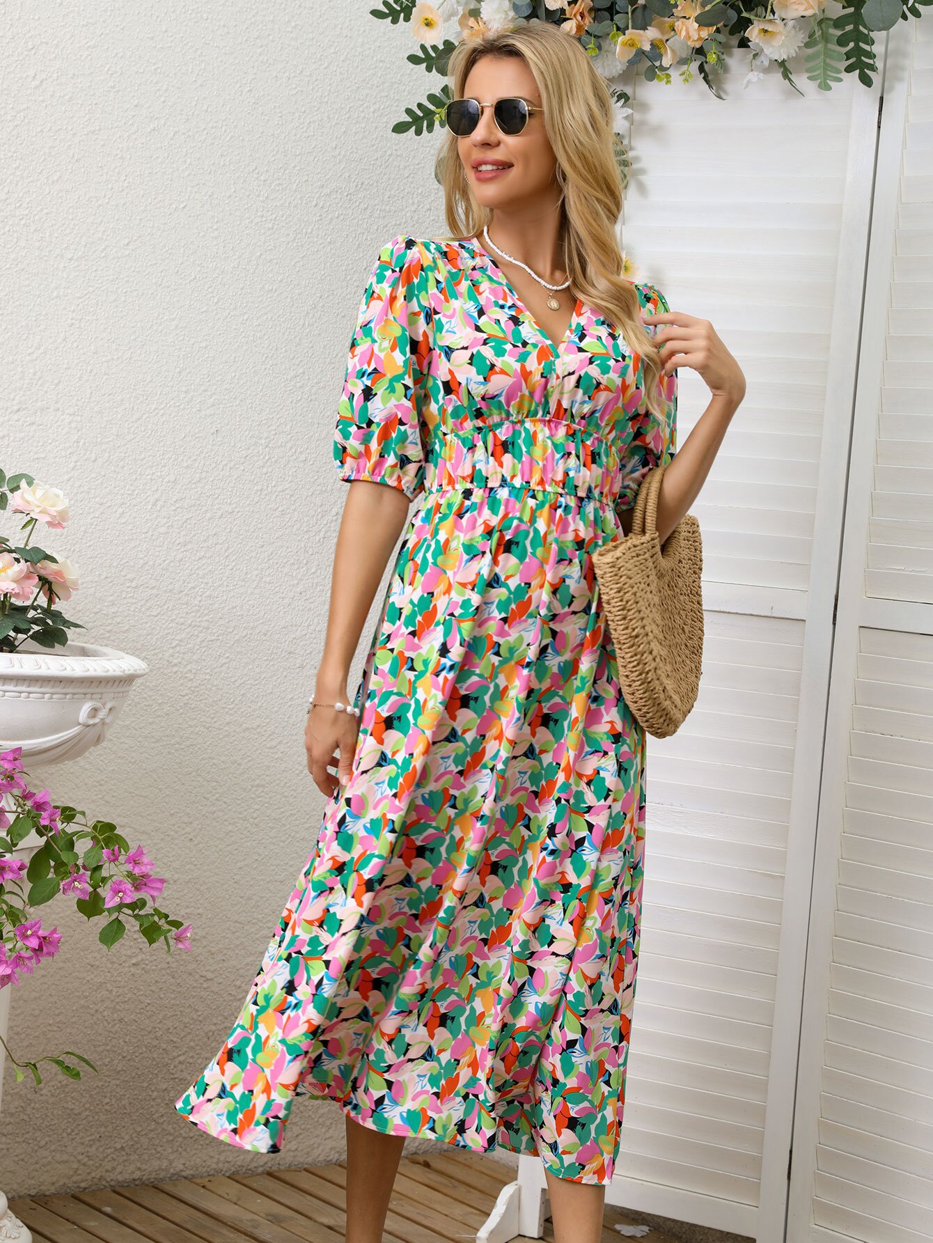 Women's Floral Print V-Neck A-Line Midi Dress with Puff Sleeves