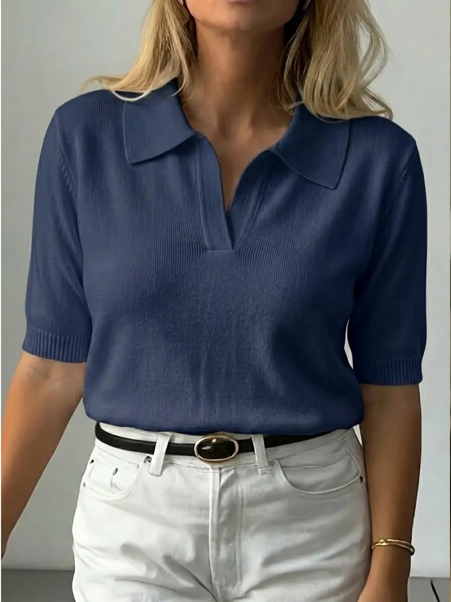 Women's Solid Knit T-Shirt with Shirt Collar and 3D Pattern