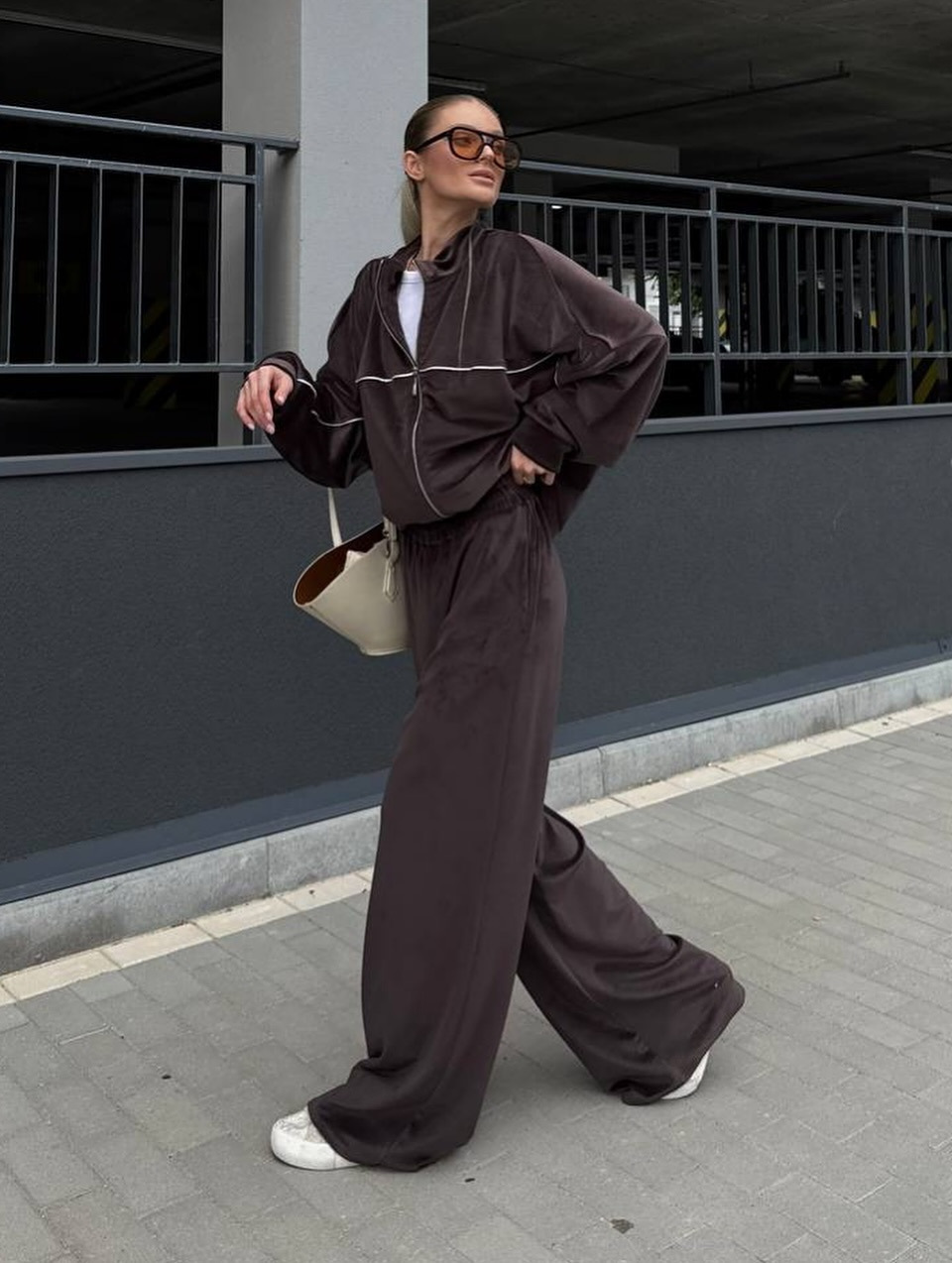 Women's Velvet Two-Piece Lounge Set Zip Cardigan & Wide-Leg Pants