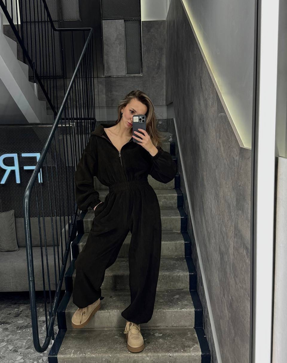 Women's Fleece Zip-Up Jumpsuit with Stand Collar and Wide Legs