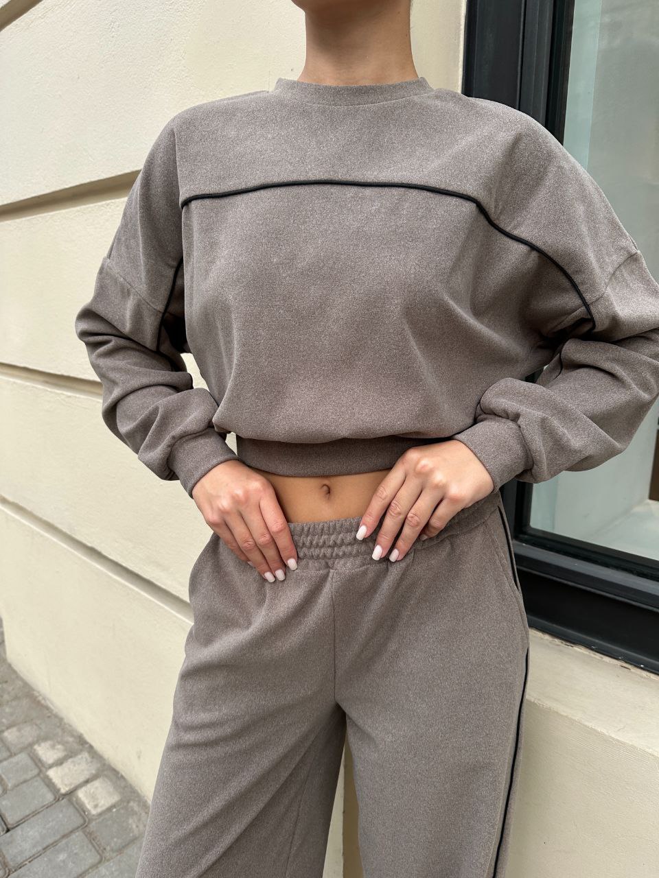 Women's Striped Long Sleeve Sweatshirt & Wide-Leg Pants Set