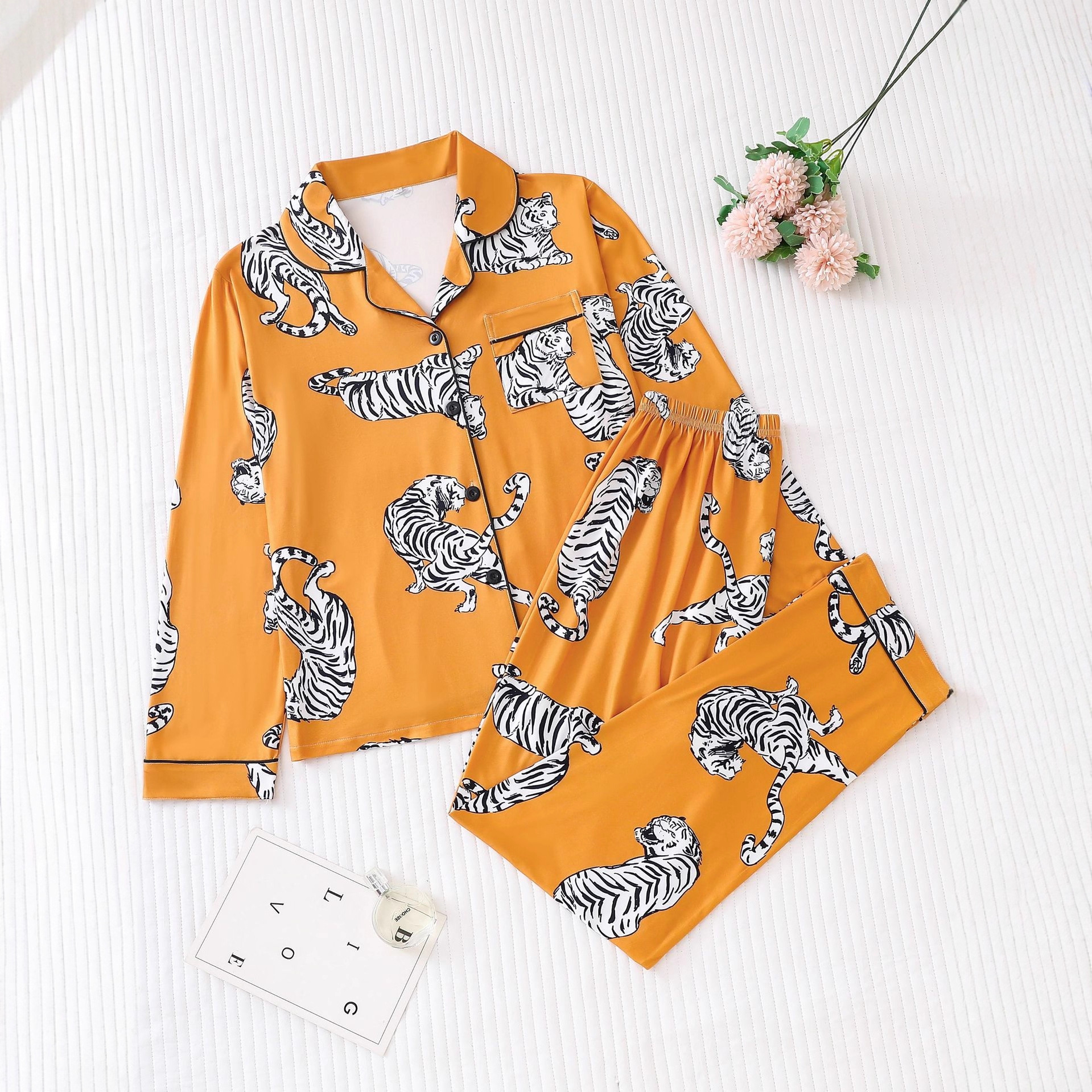 Women's Cuban Collar Leopard Print Long Sleeve Lounge Set