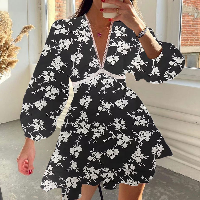 Elegant V-Neck Floral Bubble Sleeve Waist-Cinched Short Dress