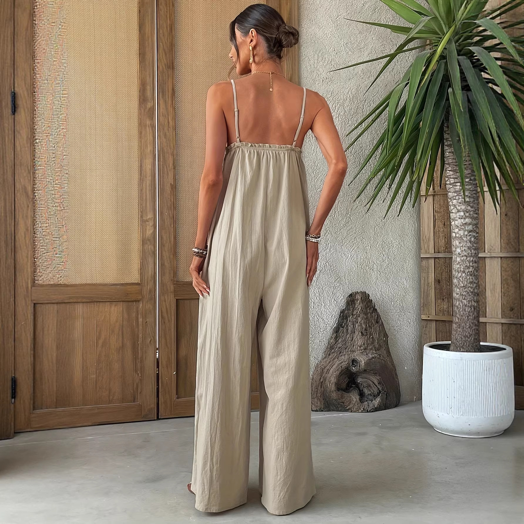 Women's Sleeveless Cami Jumpsuit Solid Color Straight Leg Cropped Casual
