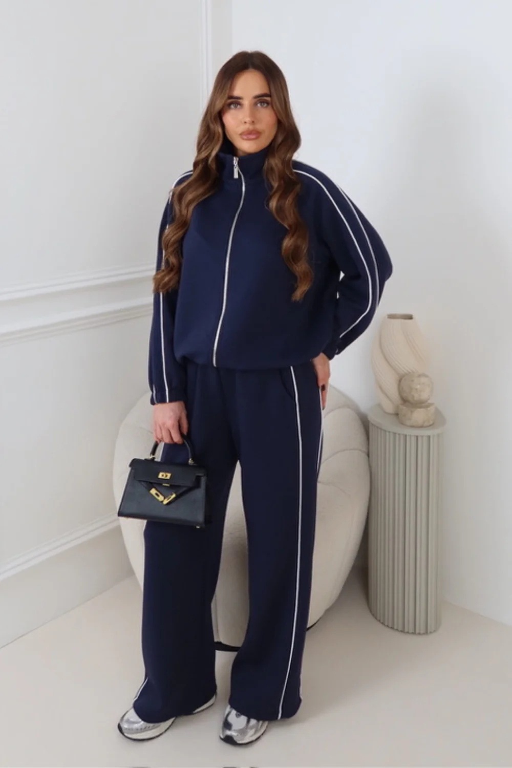 Women's Colorblock Striped Tracksuit with Lapel Zip Jacket and Wide-Leg Sweatpants