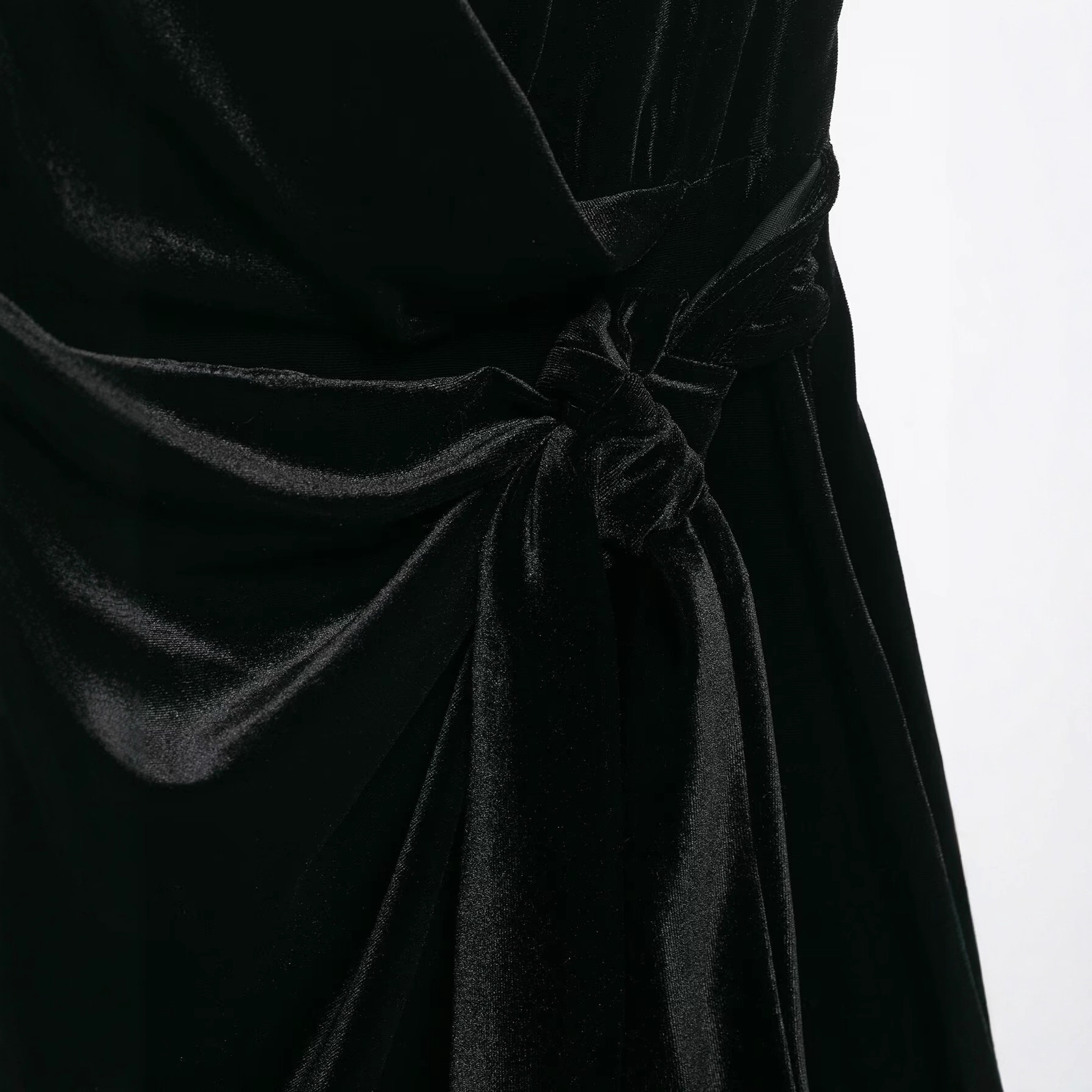 Elegant Fringe Velvet Short Dress with V-Neck and High Waist