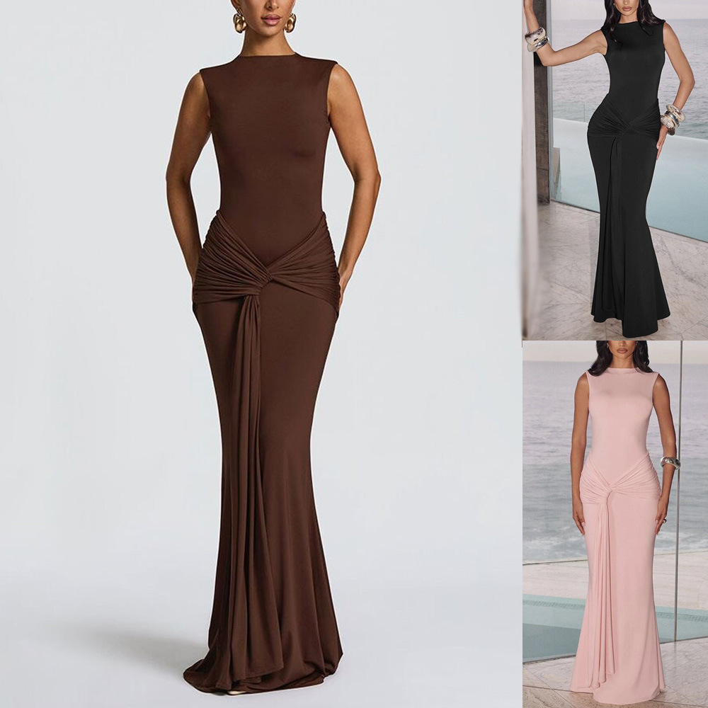 Women's Sleeveless Bodycon Maxi Dress with Open Back and Pleated Detail