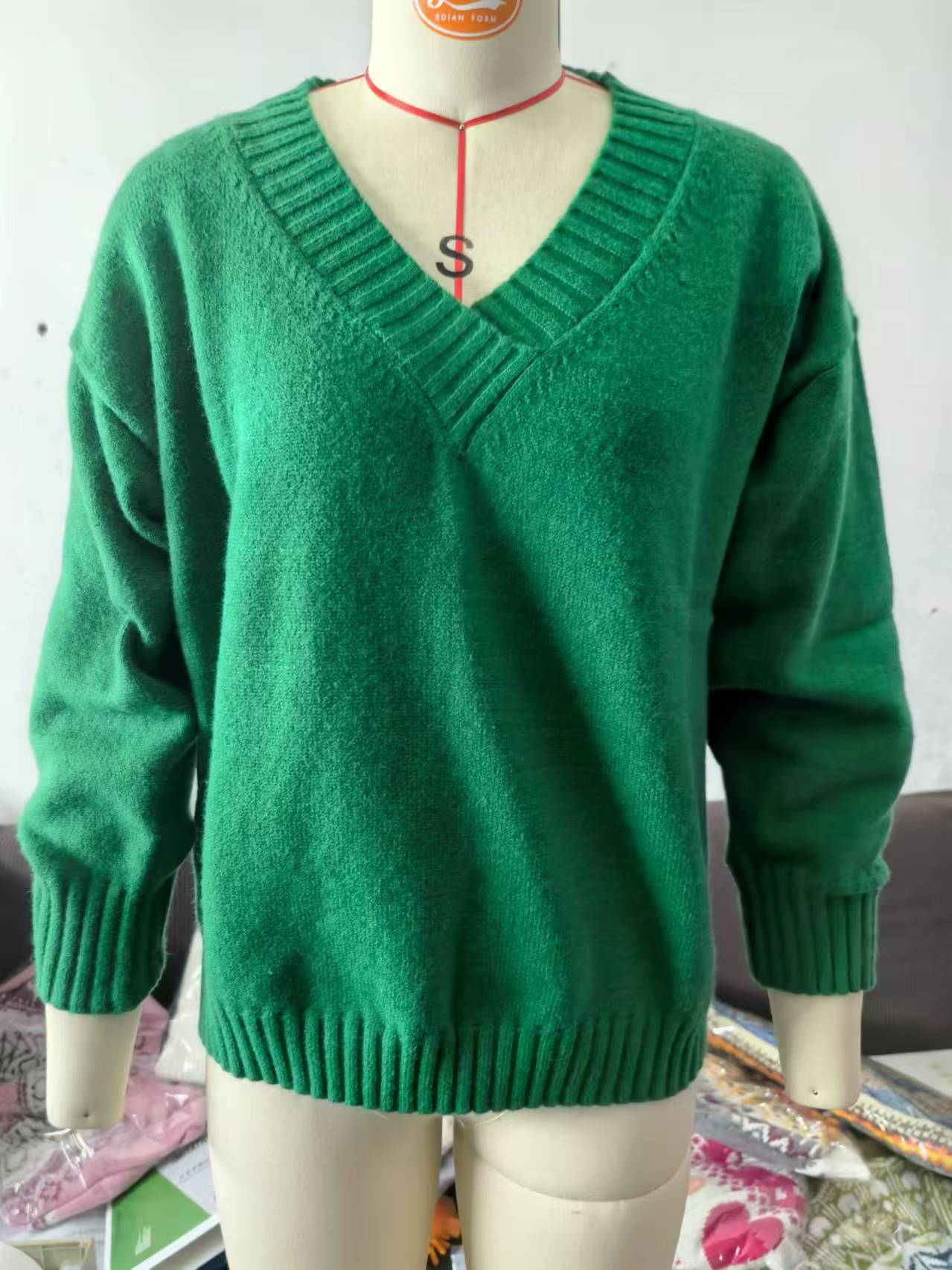 Women's Loose V-Neck Pullover Sweater Casual Knit Top