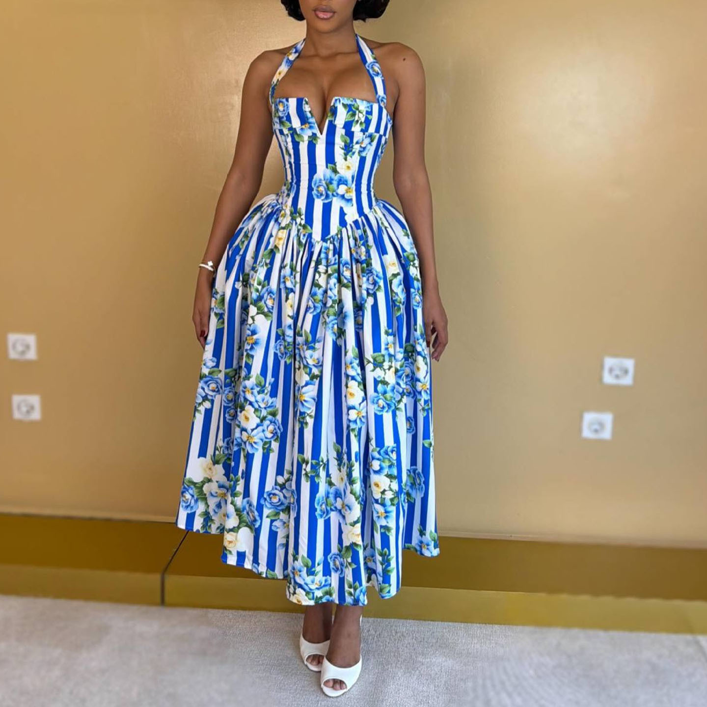 Women's Halter Neck Printed Pleated A-Line Maxi Dress