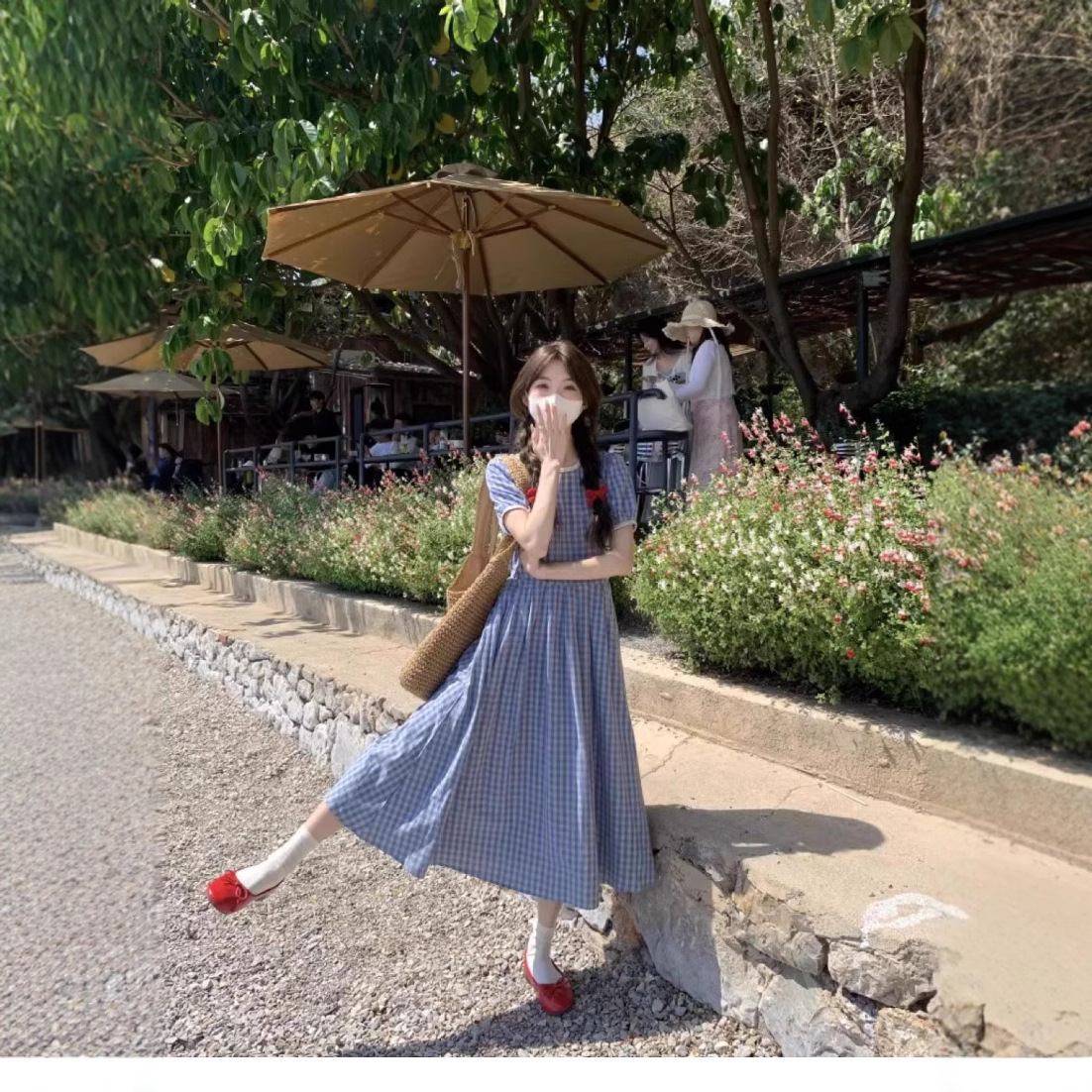 Women's Black Long Dress French Style Fitted Waist Bubble Sleeve