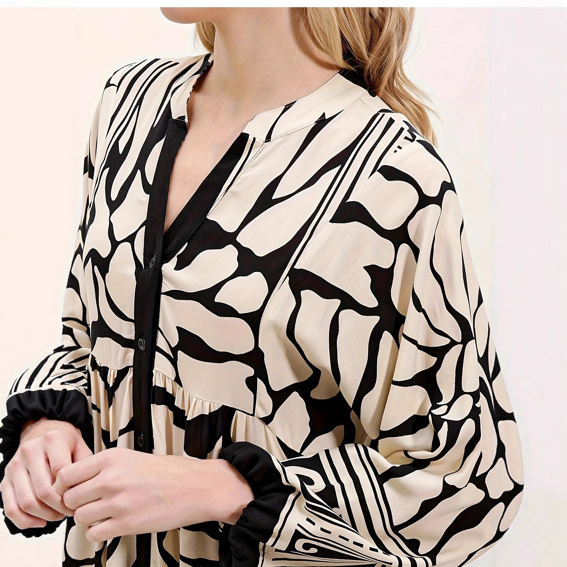 Women's Black Elegant Digital Print Long Sleeve Long Dress