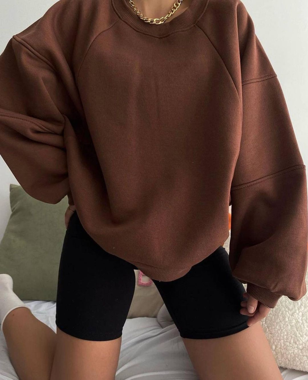Crewneck Colorblock Long-Sleeve Solid Pullover Sweatshirt