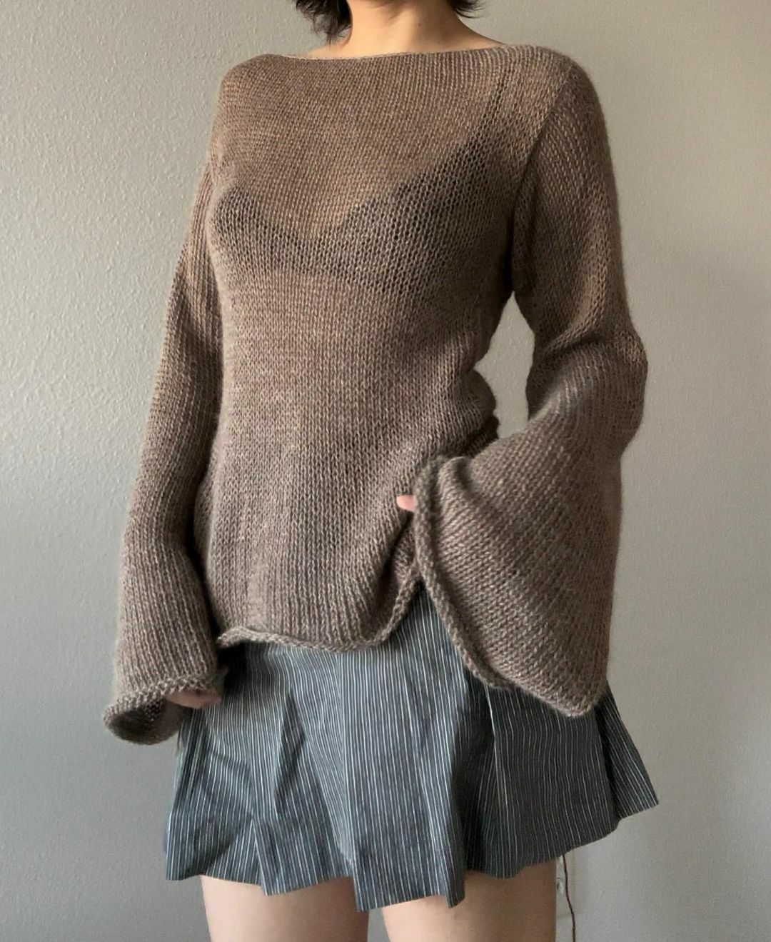 Women's Flared Sleeve Tie-Back Open Back Knit Top