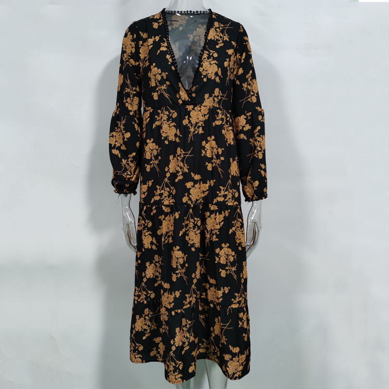 V-Neck Vintage Floral Midi Dress with Lace Trim