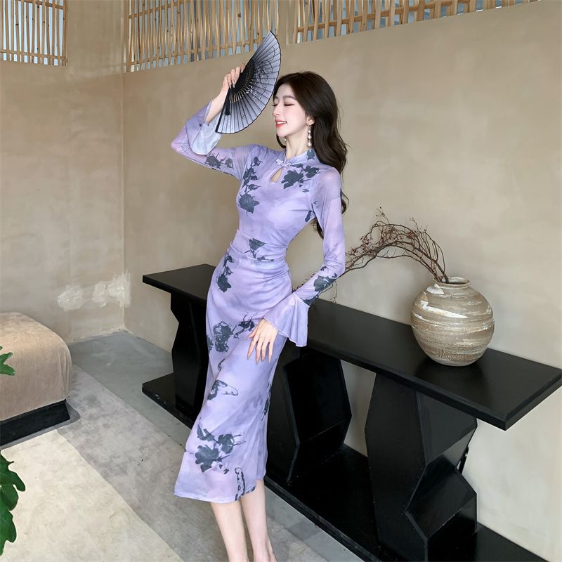 Purple Floral Print Qipao Dress with Long Sleeves and Waist-Cinching Design