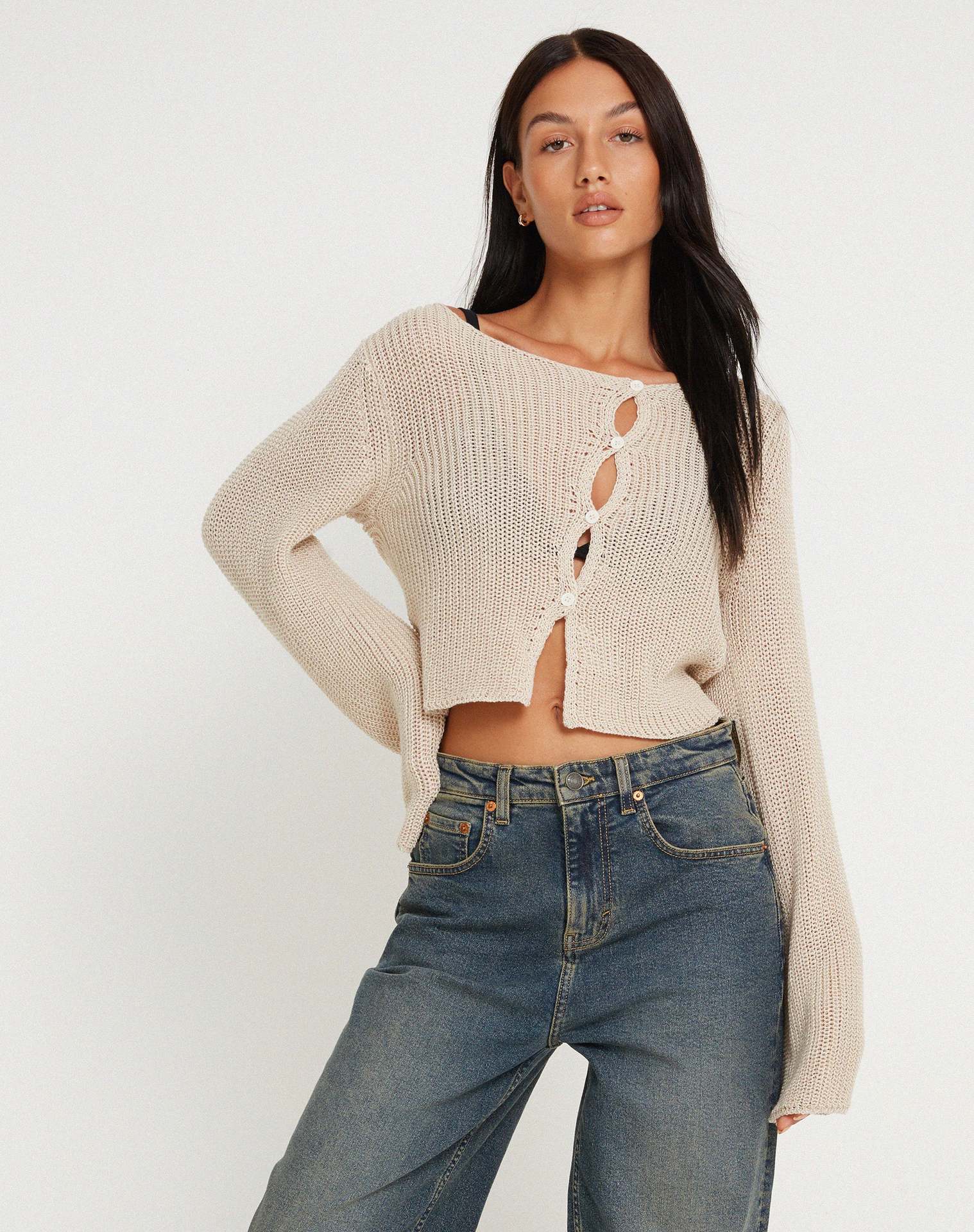 Women's Cropped Crewneck Long Sleeve Knit Top