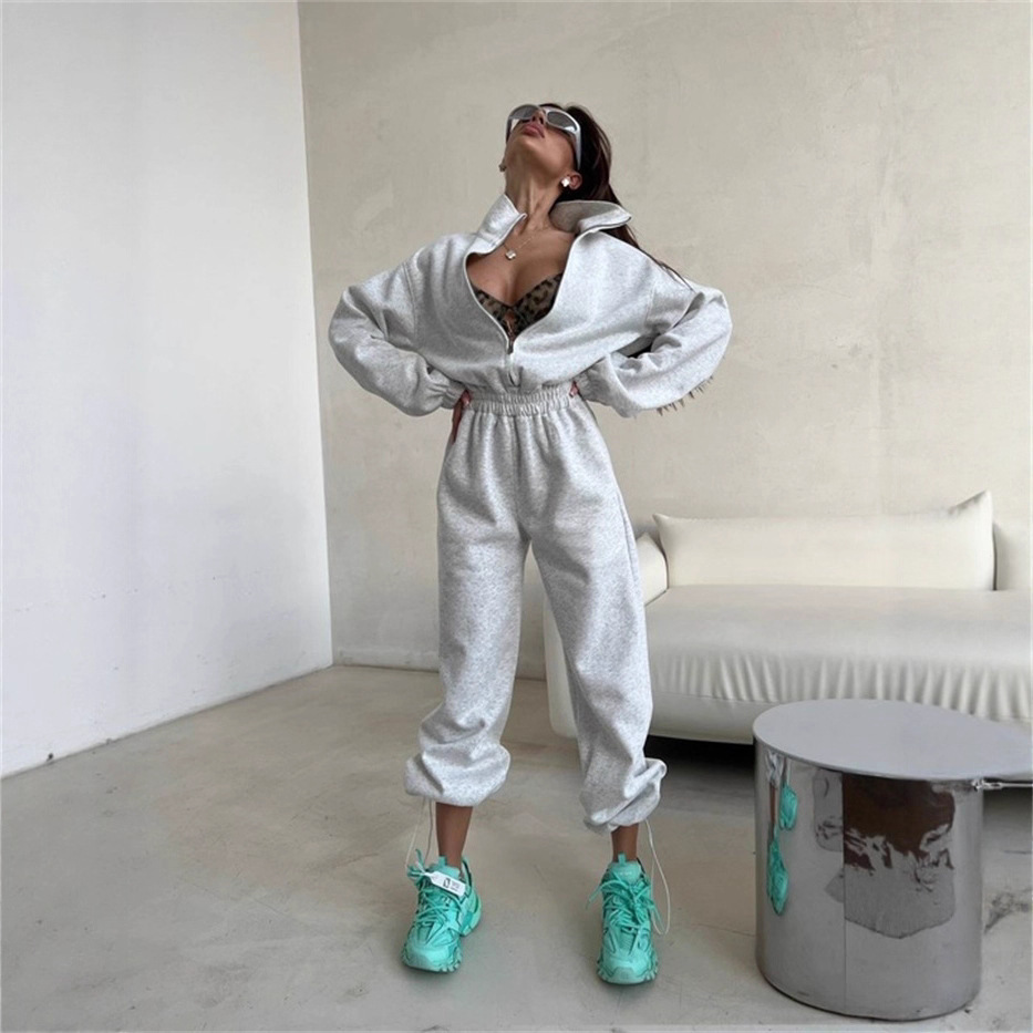 Women's Solid Color Long Sleeve Zip Neck Wide Leg Jumpsuit
